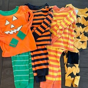 Lot of Halloween Hanna jams!